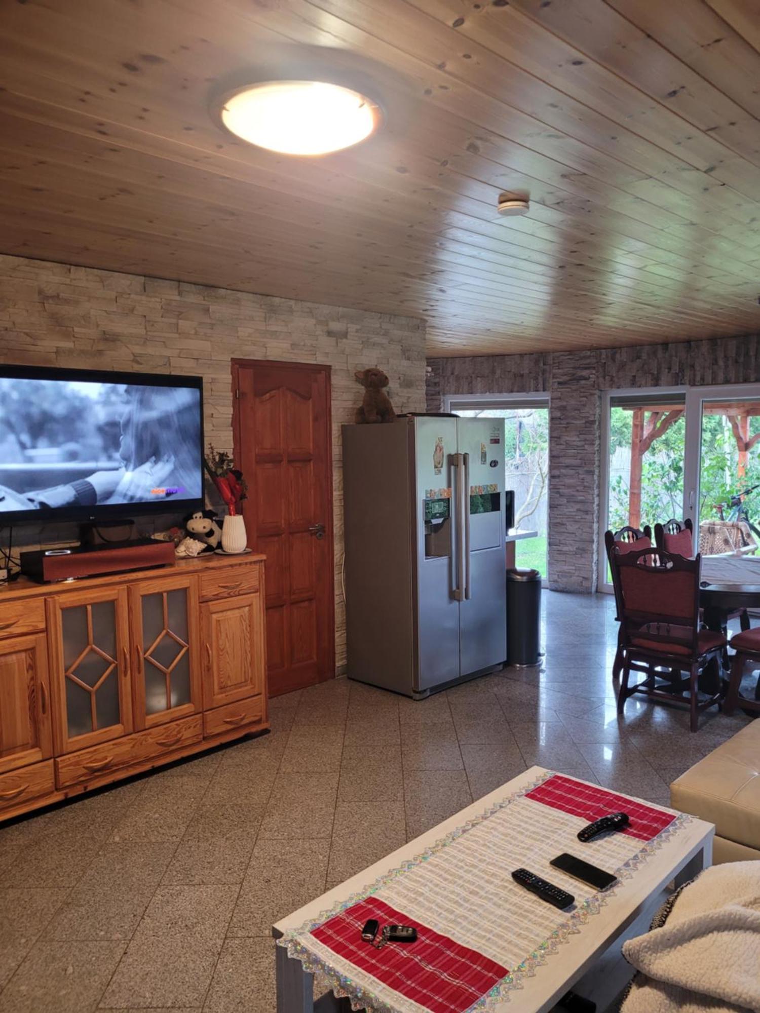 Appartement Beni Nyaralo à Békésszentandrás Extérieur photo