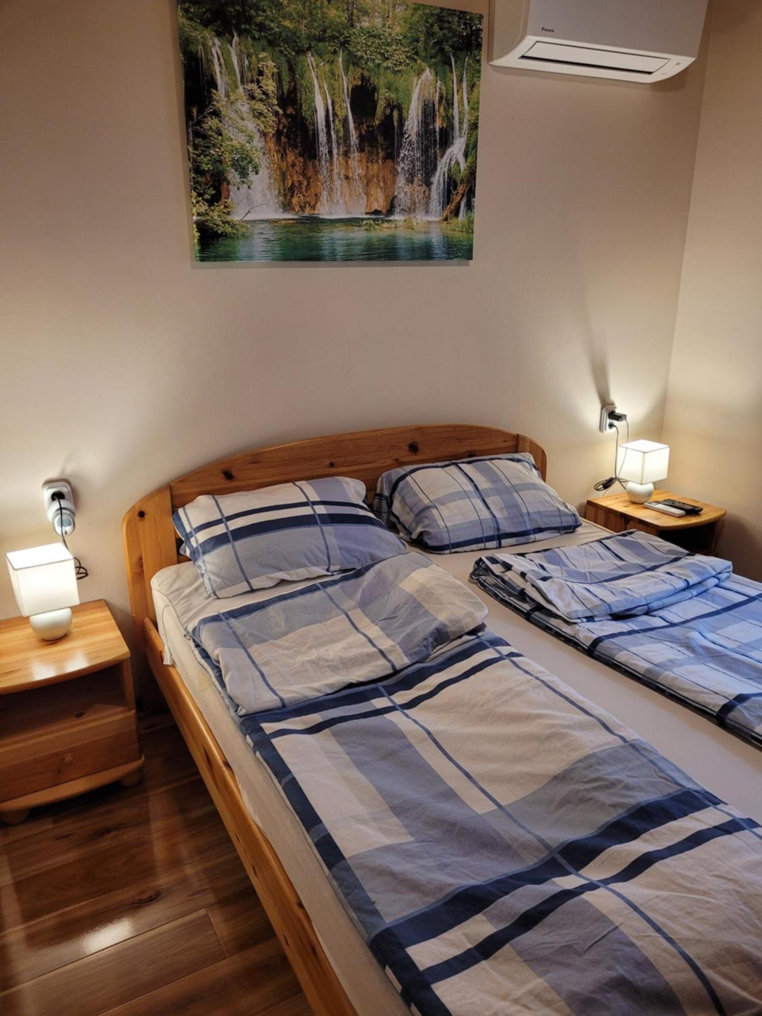 Appartement Beni Nyaralo à Békésszentandrás Extérieur photo